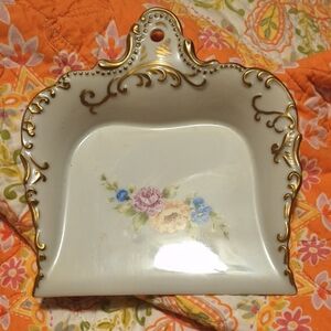 Elegant Floral Porcelain Wall Pocket